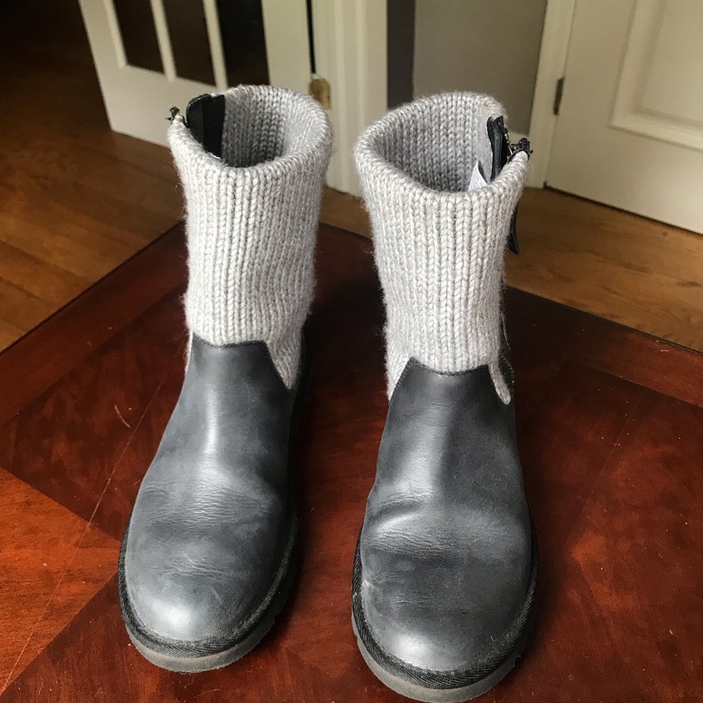 UGGS ! Bought from Rue La La but only wore twice